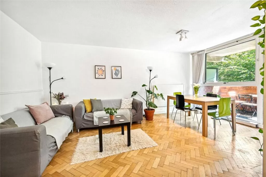 Three Bedroom Flat for Rent in Westminster, London