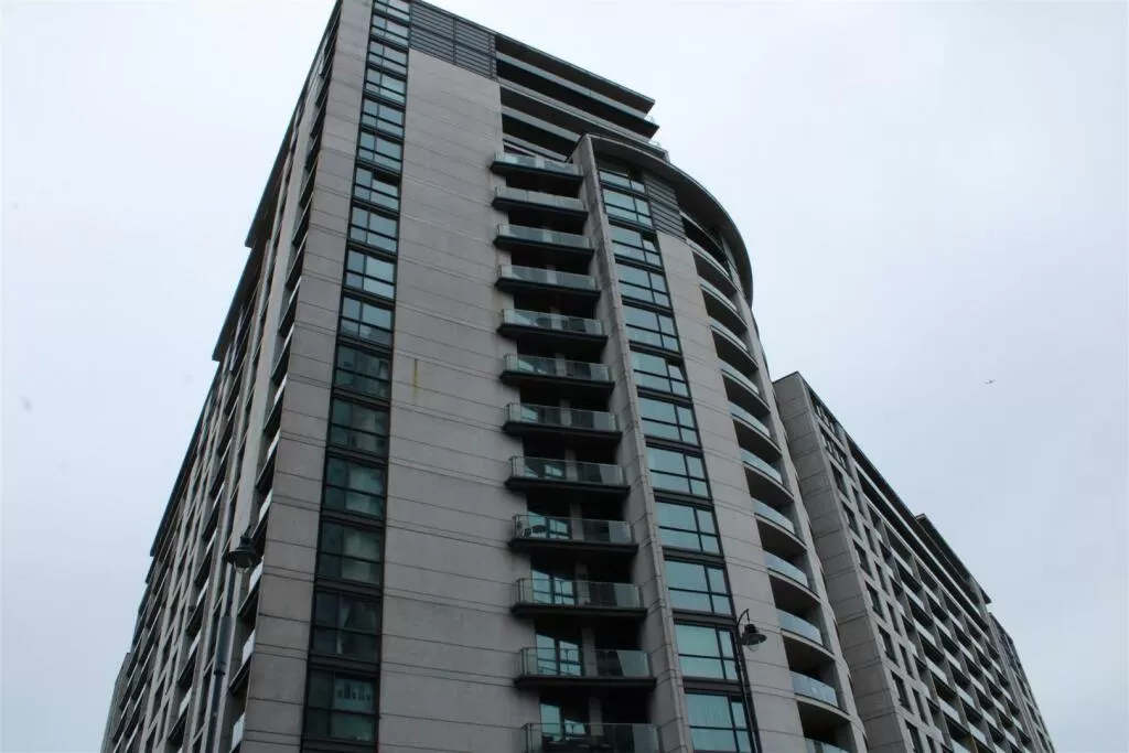 Two Bed Flat for Rent in Centenary Plaza, Birmingham