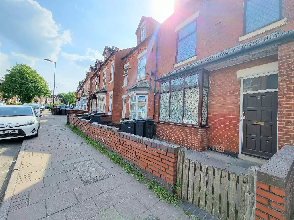 Two Bed Flat for Rent in Church Road, Birmingham